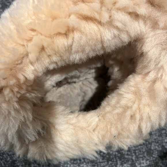 UGG Boots Bailey Boots Button Triplet Tall Women’s  Size 7 Chestnut Tan - Picture 12 of 12